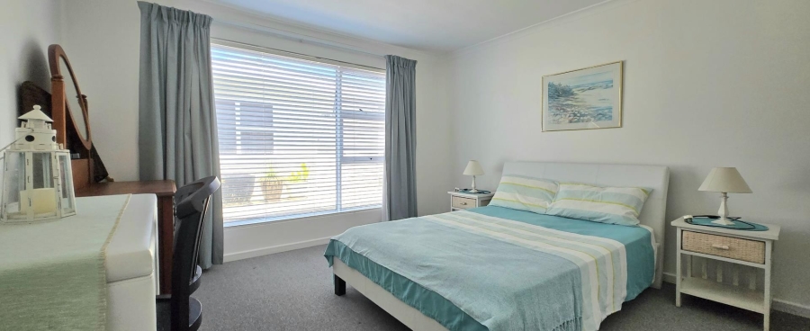 5 Bedroom Property for Sale in Franskraal Western Cape